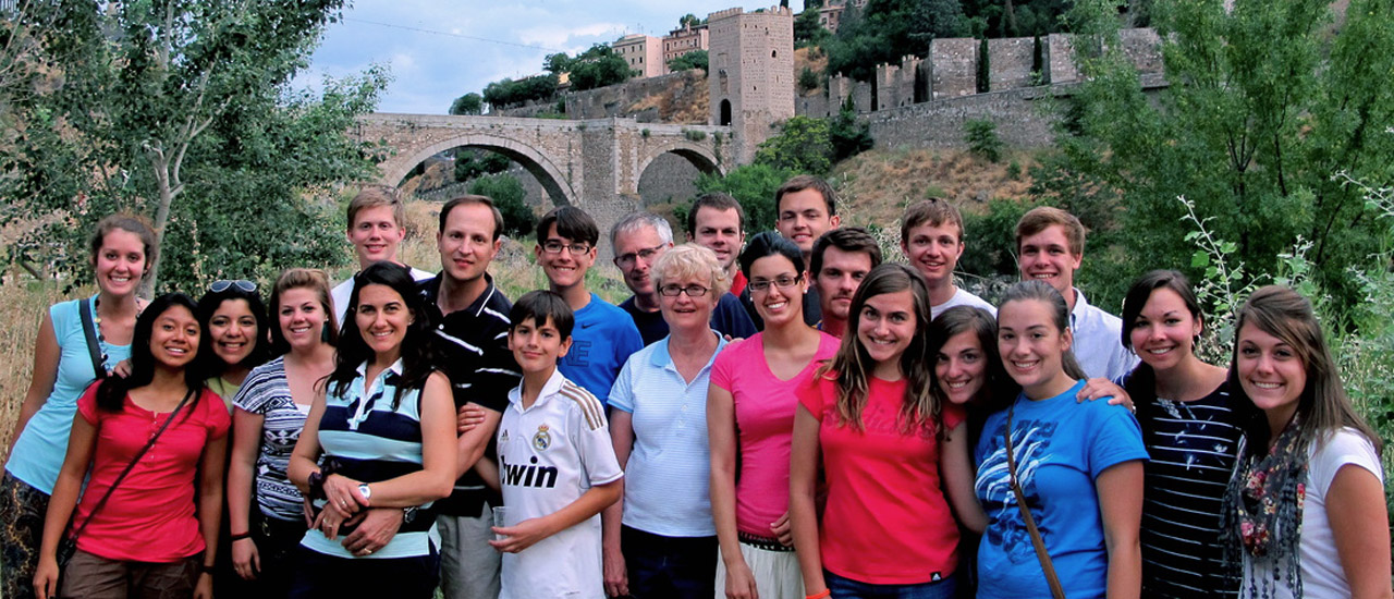 photo of study abroad group