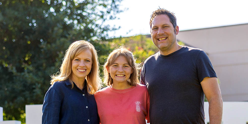 BJU student with parents