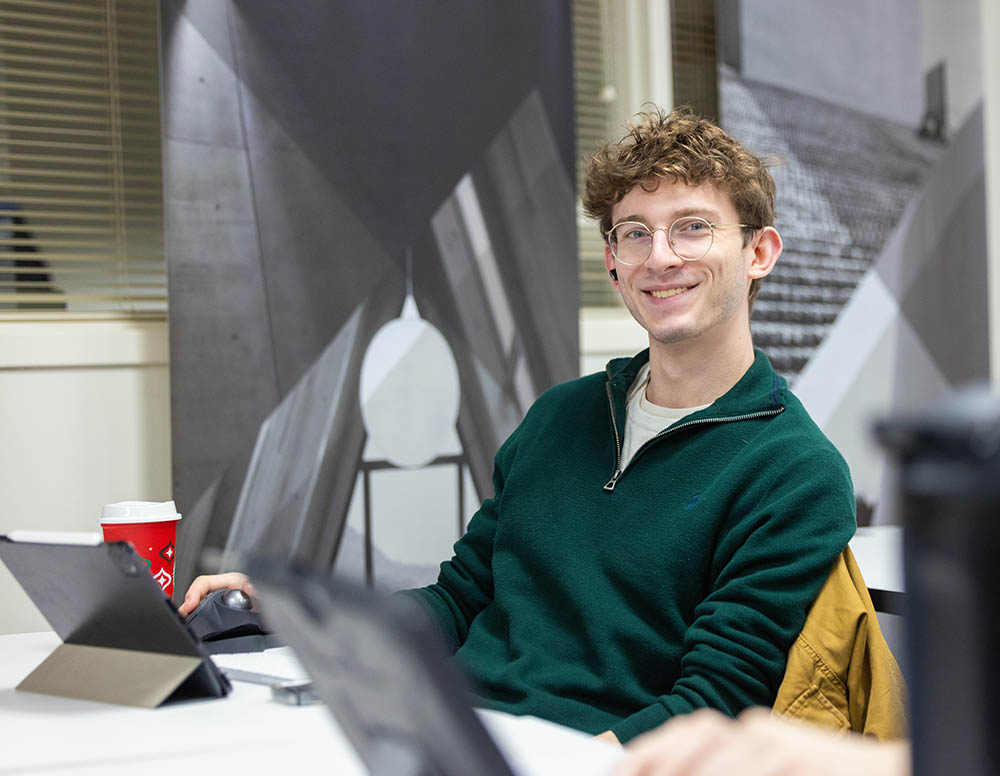 BJU Student accessing the internet